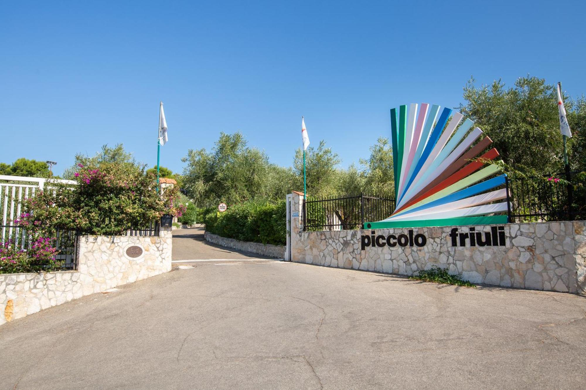 Centro Vacanze Piccolo Friuli Apart otel Vieste Dış mekan fotoğraf